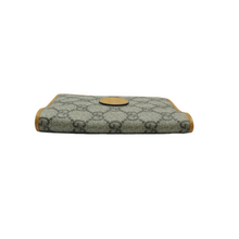 Load image into Gallery viewer, GUCCI Retro Canvas Passport Case Brown
