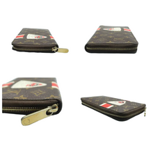 Load image into Gallery viewer, Louis Vuitton Monogram Canvas Wallet Brown
