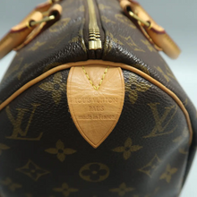 Load image into Gallery viewer, Louis Vuitton Speedy 30 Monogram Canvas Tote Bag Brown
