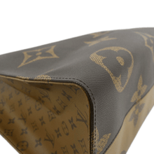 Load image into Gallery viewer, LOUIS VUITTON Onthego GM Giant Monogram Canvas Tote Shoulder Bag Brown
