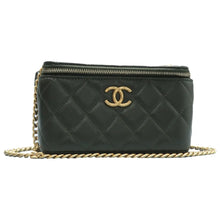 Load image into Gallery viewer, Chanel Quilted Leather Shoulder Bag Green
