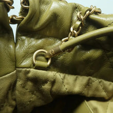 Load image into Gallery viewer, CHANEL 22Bag Leather Shoulder Bag Green
