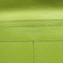 Load image into Gallery viewer, Hermes Dogon Leather Wallet Green
