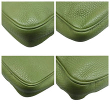 Load image into Gallery viewer, GUCCI Soho Leather Crossbody Bag Green
