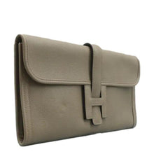 Load image into Gallery viewer, Hermes Jige Elan 29 Calfskin Leather Clutch Wallet Grey
