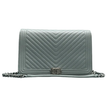 Load image into Gallery viewer, Chanel Wallet On Chain Boy Leather Shoulder Bag Grey
