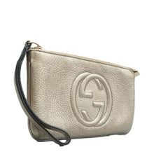 Load image into Gallery viewer, GUCCI Soho pebbled leather Clutch bag Champagne
