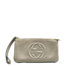 Load image into Gallery viewer, GUCCI Soho pebbled leather Clutch bag Champagne
