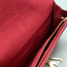 Load image into Gallery viewer, Louis Vuitton Leather Shoulder Bag Red
