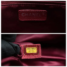 Load image into Gallery viewer, CHANEL Leather Shoulder Bag Burgundy
