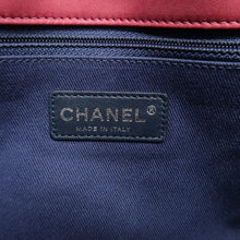 Load image into Gallery viewer, Chanel New Bubble Quilt Flap Iridescent Calfskin Small Shoulder Bag Fuchsia
