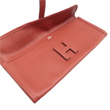 Load image into Gallery viewer, Hermes Jige Elan 29 Calfskin Leather Clutch Wallet Red
