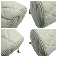 Load image into Gallery viewer, Yves Saint Laurent Leather Shoulder Bag White

